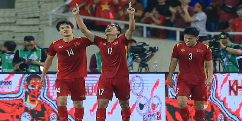 Nhâm Mạnh Dũng là tiền đạo có tư duy rất khác biệt